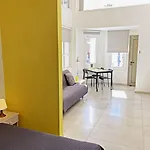 Apartment Rainbow *
