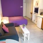 Rainbow Apartment *