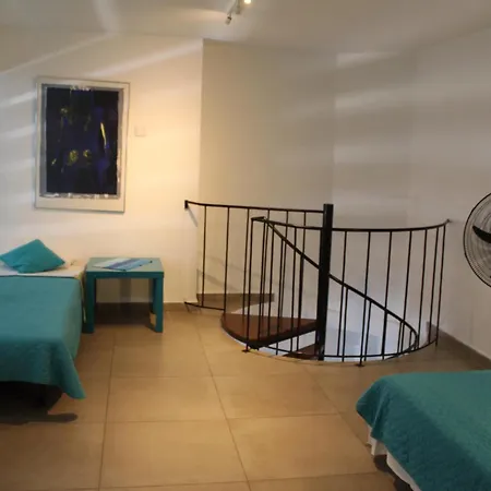 アパート Rainbow