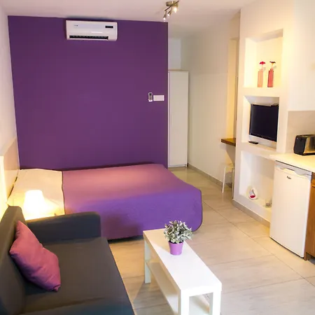 Rainbow アパート アヤナパ