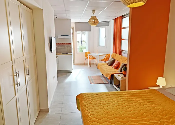 Rainbow Апартаменты *